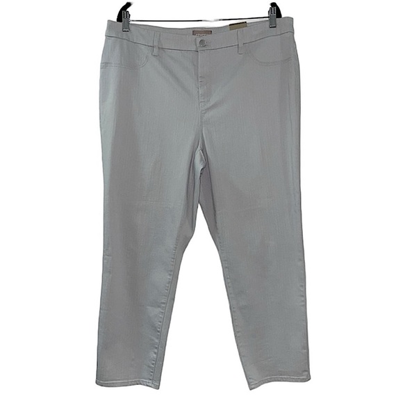 Chico's Ankle Denim Girlfriend Jean Moonlight Gray - Picture 1 of 13